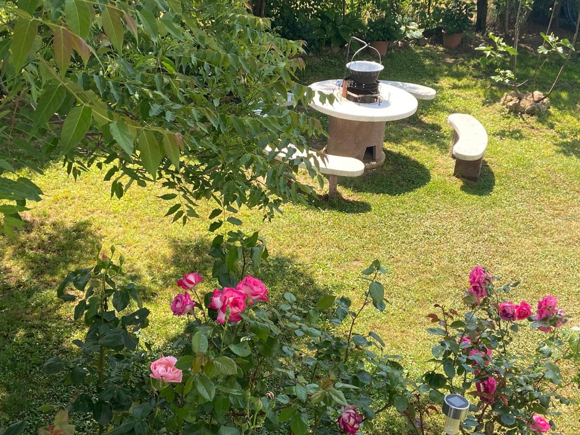Lelle-Kert Apartman 01 Balatonlelle Exteriör bild